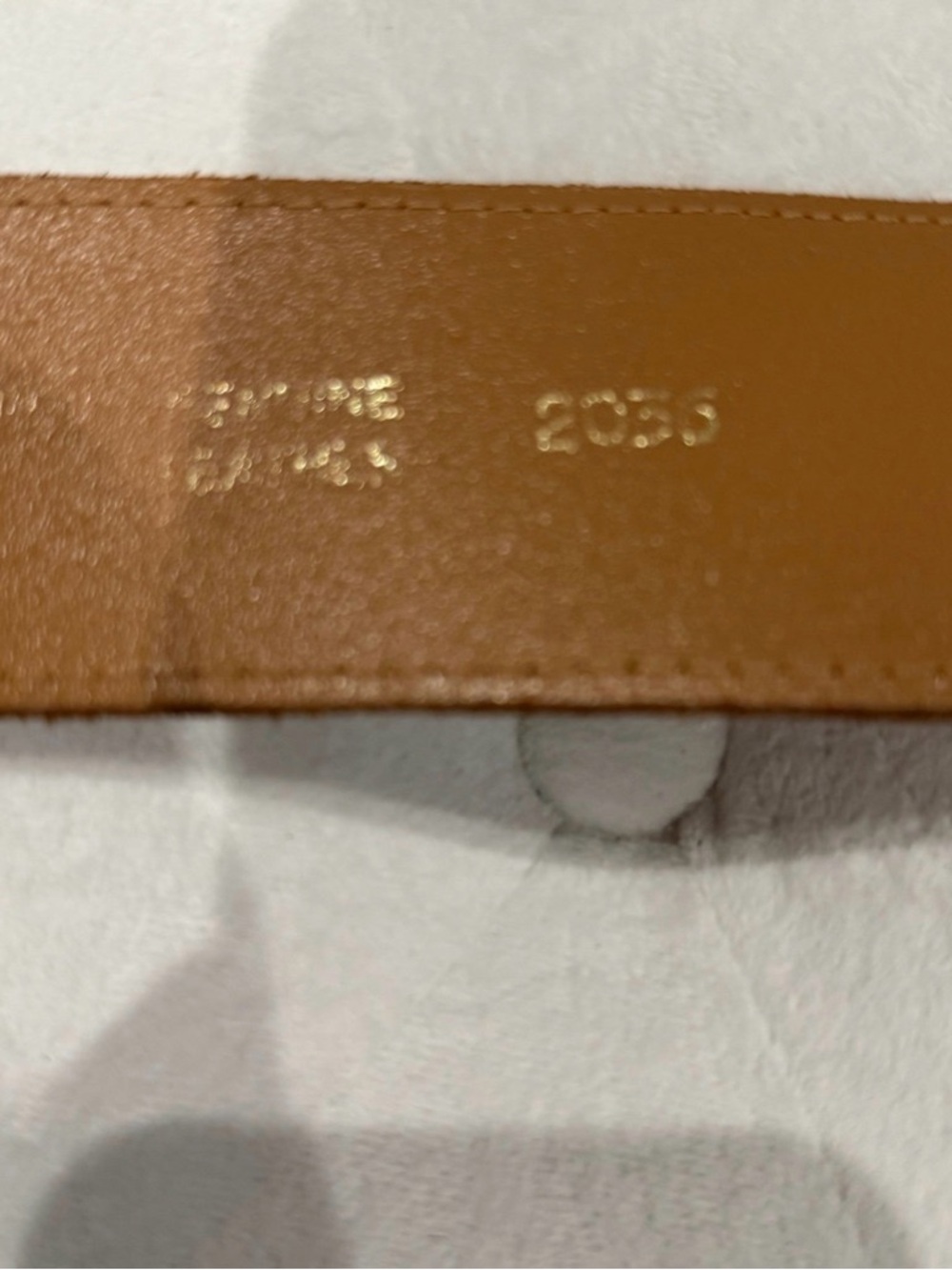 Women’s leather belt with 2 tone buckle - Picture 5 of 8